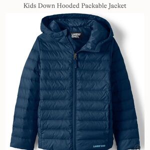 New never worn (tags removed) boys jacket. Excellent condition brand new